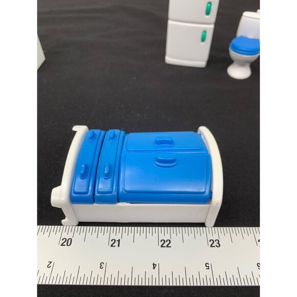 Keenway Happy Home Take Away Doll House Replacement Furniture Appliances White B - Picture 6 of 11